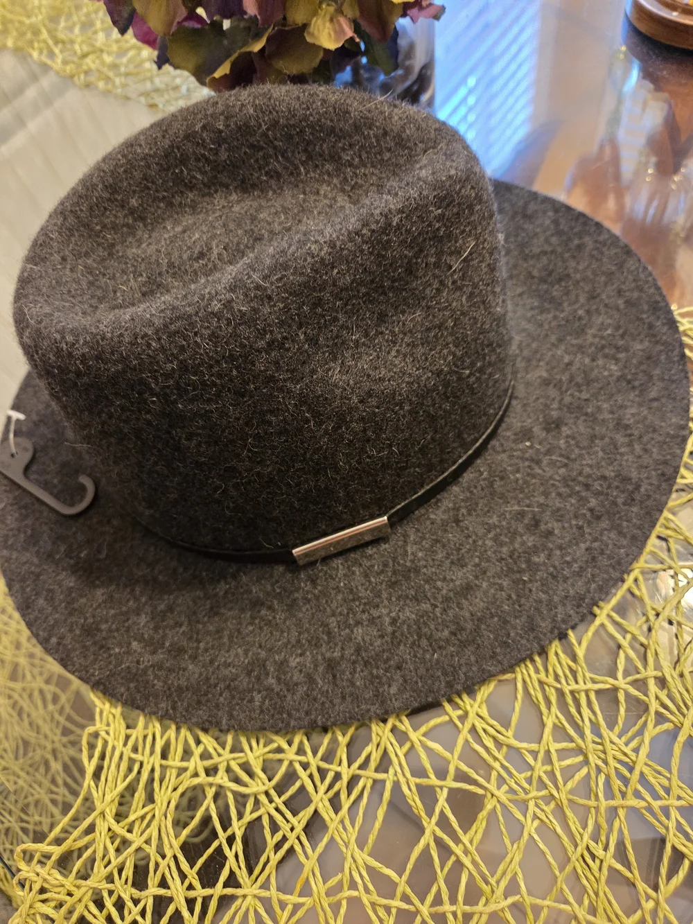 Banana Republic Dark Gray Felt Wide-Brim Fedora Small/Medium NWT